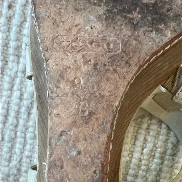 Coach Women's Beige Strappy Sandals with Wedge Heel, 9.5 - Picture 6 of 7